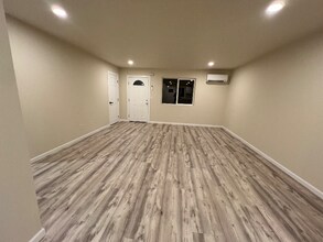 1618 S 14th St in Yakima, WA - Foto de edificio - Building Photo