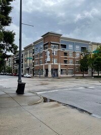 401 20th St S, Unit 335