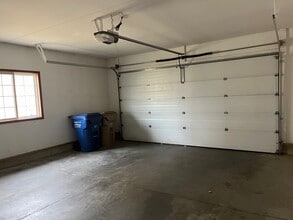 1501 Grove Pl in Watertown, SD - Building Photo - Building Photo