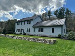 126 River Rd in Washington, CT - Building Photo - Building Photo