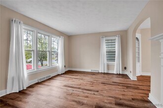 21 Waverly Ave in Buffalo, NY - Building Photo - Building Photo