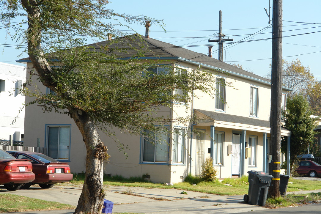 917-923 Dwight Way in Berkeley, CA - Foto de edificio