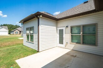 5505 Blue Jay Cir in Helena, AL - Building Photo - Building Photo