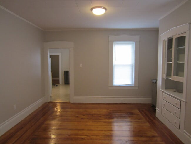 111 3rd St, Unit 111 in Lowell, MA - Building Photo - Building Photo