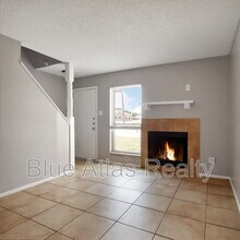 408 Noble Ave in Everman, TX - Foto de edificio - Building Photo