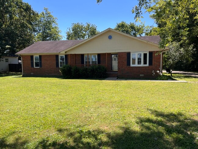 3911 Manson Pike in Murfreesboro, TN - Building Photo - Building Photo