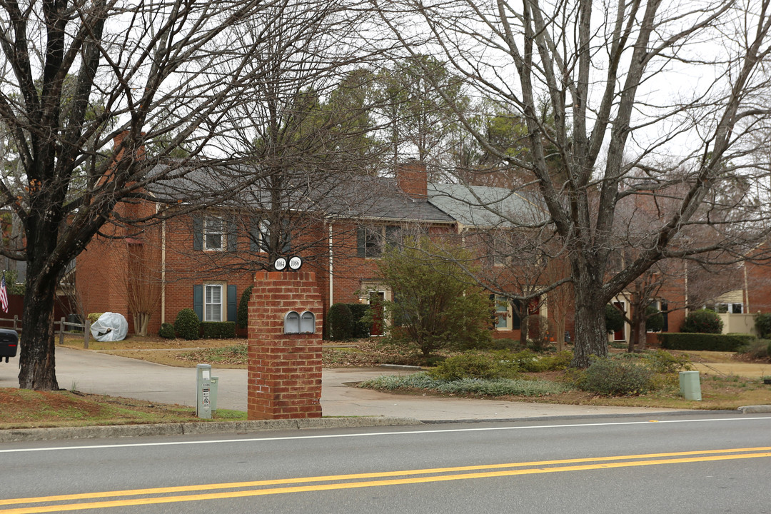 1088-1094 Old Roswell Rd in Roswell, GA - Building Photo