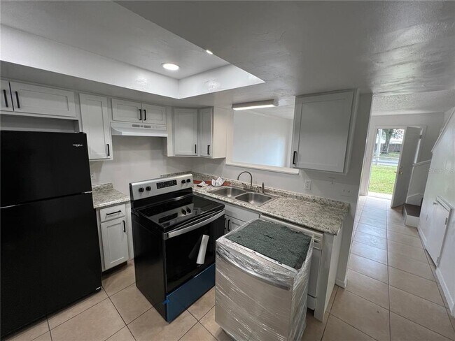 12026 Tift Cir in Orlando, FL - Building Photo - Building Photo