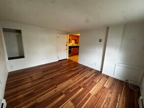 87 Madison St, Unit 2R in Malden, MA - Building Photo - Building Photo