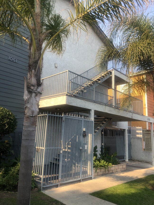 1051 Dawson Ave in Long Beach, CA - Building Photo - Building Photo