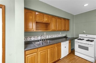 120 Aldrich Pl in Buffalo, NY - Building Photo - Building Photo