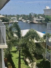 646 Snug Harbor Dr-Unit -H407 in Boynton Beach, FL - Foto de edificio - Building Photo