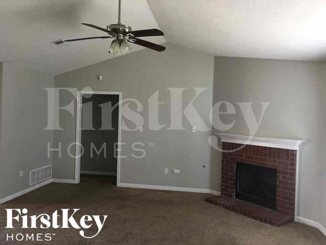 1665 Central Trails Dr in Southaven, MS - Building Photo - Building Photo