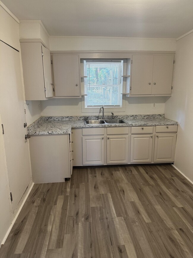 property at 368 E Philadelphia St
