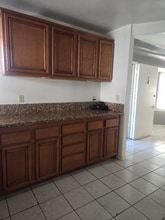 2705 E 111th St in Lynwood, CA - Building Photo - Building Photo
