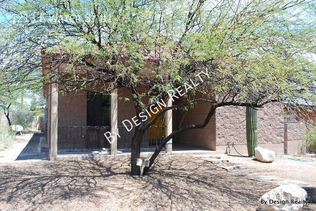 1213 E Water St in Tucson, AZ - Foto de edificio - Building Photo