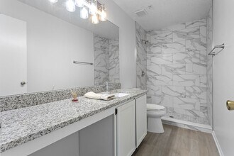 128 Reserve Cir in Oviedo, FL - Building Photo - Building Photo