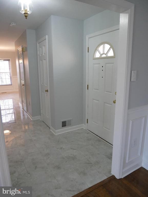 3045 Federal Hill Dr in Falls Church, VA - Building Photo - Building Photo