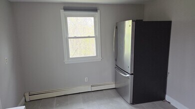 43 Fottler Rd in Hingham, MA - Building Photo - Building Photo