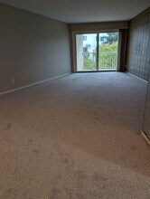 122 Demont Avenue East, Unit Suite 269 in Little Canada, MN - Building Photo - Building Photo