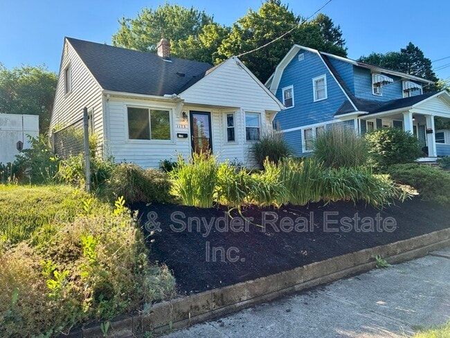 property at 1173 Dayton St