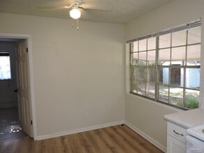 4454 Bixby Cir in Pensacola, FL - Building Photo - Building Photo