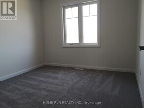 127 Gardenpost Ter in Ottawa, ON - Building Photo - Building Photo