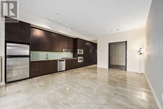 23 Brant St in Toronto, ON - Building Photo - Building Photo