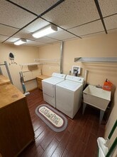 3923 Hardt Dr, Unit lower level in Gibsonia, PA - Building Photo - Building Photo