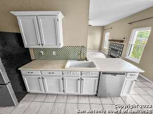 1307 Hazelbury Ln in San Antonio, TX - Building Photo - Building Photo