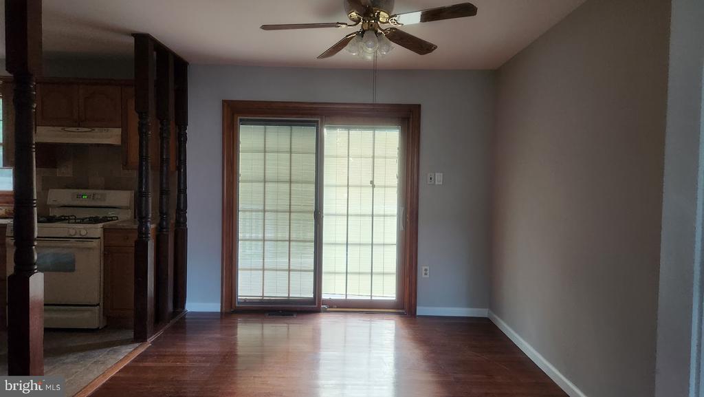 6 Cedar Creek Dr in Clementon, NJ - Building Photo