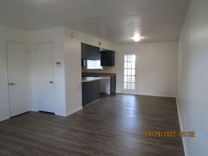 5138 Lance St in Panama City, FL - Building Photo - Building Photo