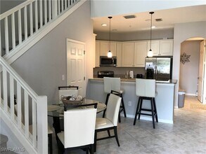 11875 Izarra Way in Ft. Myers, FL - Building Photo - Building Photo