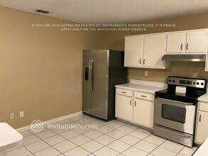 11006 62nd St N in Pinellas Park, FL - Foto de edificio - Building Photo