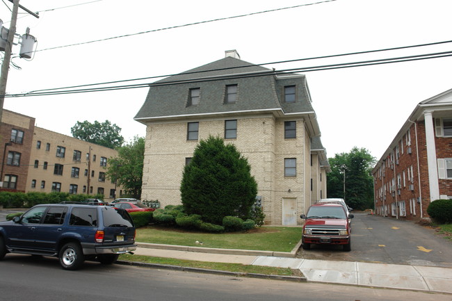 120 Westfield Ave in Elizabeth, NJ - Building Photo - Building Photo