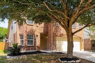 3418 Maguey Trail in San Antonio, TX - Building Photo - Building Photo