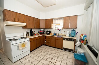 5051 W Berenice Ave in Chicago, IL - Building Photo - Building Photo
