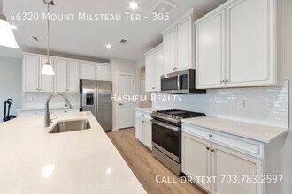 46320 Mount Milstead Ter in Sterling, VA - Foto de edificio - Building Photo