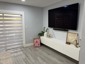 14113 SW 120th Ct in Miami, FL - Building Photo - Building Photo