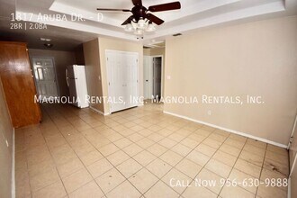 1817 Aruba Dr, Unit D in Edinburg, TX - Foto de edificio - Building Photo