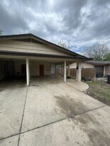 247 Fennel Dr in San Antonio, TX - Building Photo