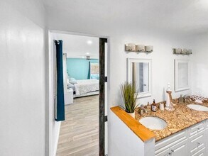 1710 SW 6th Ave in Pompano Beach, FL - Building Photo - Building Photo
