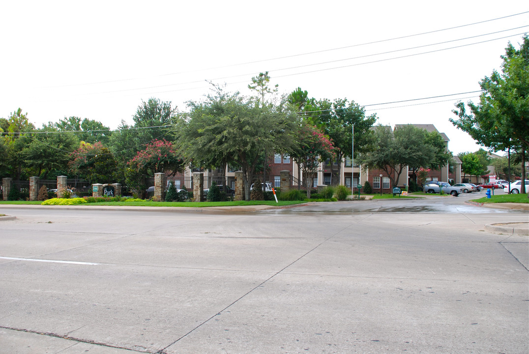 Larkin Apartment Homes in McKinney, TX - Building Photo