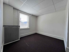 222 E Aurora St in Ironwood, MI - Building Photo - Building Photo