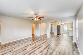 3943 Teal Vista Ct in Fresno, TX - Building Photo - Building Photo