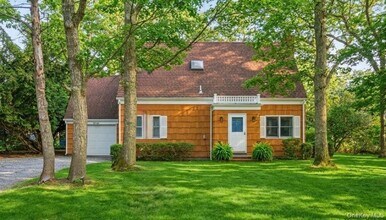 3 Foster Ave in Hampton Bays, NY - Building Photo - Building Photo