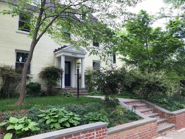 3627 Cumberland St NW, Unit basement
