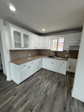 3065 Liberty Blvd in South Gate, CA - Foto de edificio - Building Photo