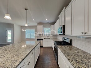 101 Great Arbor Ct in Youngsville, NC - Building Photo - Building Photo