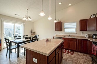2907 Dillon Dr in Lafayette, IN - Foto de edificio - Building Photo